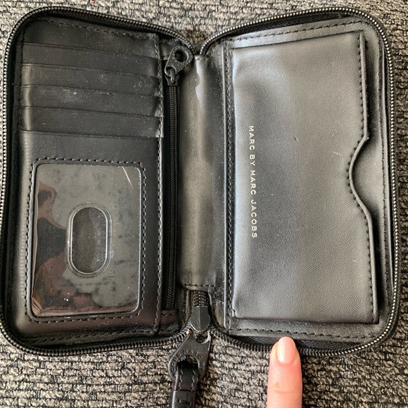 Marc by Marc Jacobs Wallet - Picture 3 of 6
